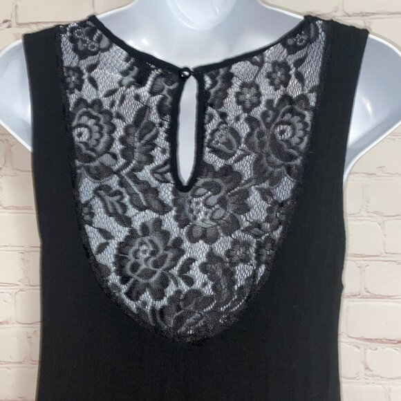 Sz.L*Hype*Black Crinkly Mini Dress--Lacy Neckline--Key Hole - Picture 7 of 8